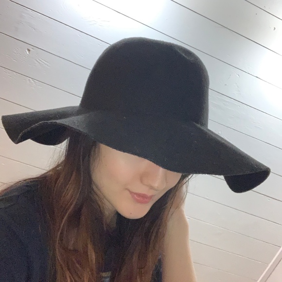 Black Floppy Wool Boho Vintage Style Hat - Picture 1 of 3